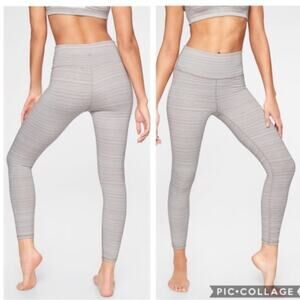 Athleta Jacquard High Rise Chaturanga Light Grey Ankle Leggings XXS